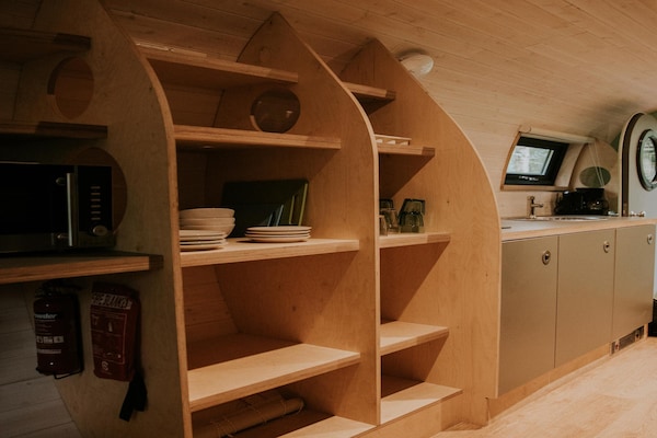 Skycabin Balkbrug: uniek boomhutverblijf voor 4 personen in Overijssel - thumbnail 2