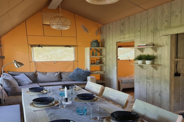 Ranger Lodge: luxe glamping voor 6 personen met hond in Balkbrug - thumbnail 2