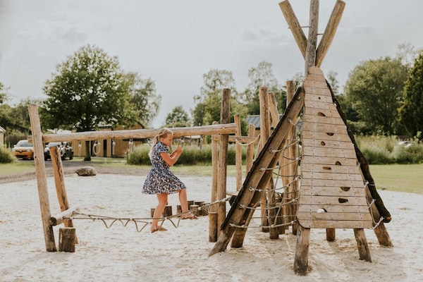 Tiny house XL in Balkbrug: luxe natuurverblijf voor 2-4 personen - thumbnail 5