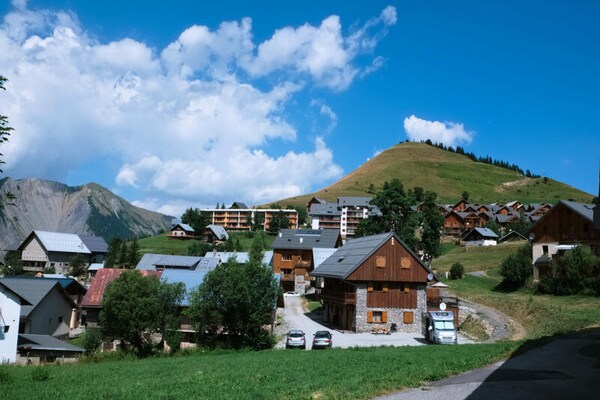 Alpenappartement 8 pers. in Albiez-Montrond, vlakbij de pistes - thumbnail 1
