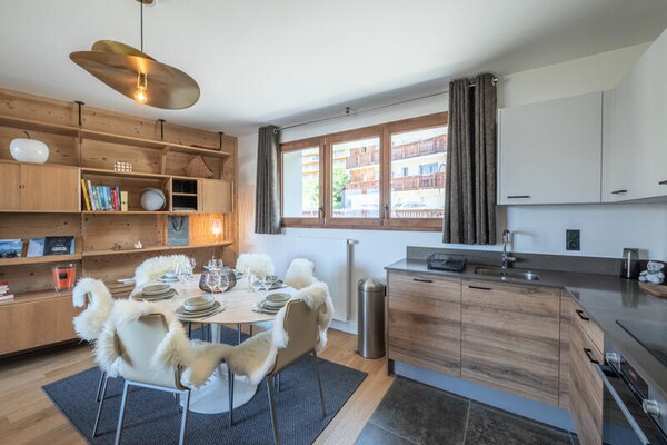Ruim 8-persoons duplexappartement met haard in authentiek Vieil Alpe, Huez - thumbnail 5