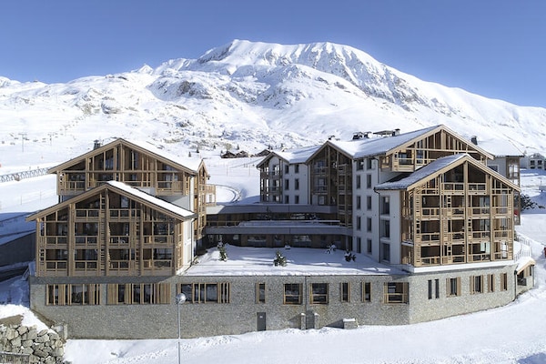 Ski-in/ski-out appartement op 1049m hoogte met zwembad, sauna & terras - thumbnail 4