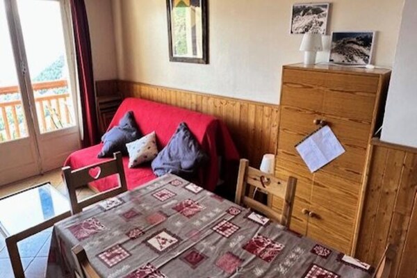 Knus appartement op de piste in Huez met zonnig balkon op het zuiden - thumbnail 2