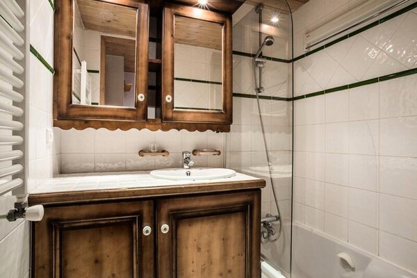 Appartement Roselend met panoramisch uitzicht op Paradiski, vlakbij de piste - thumbnail 4