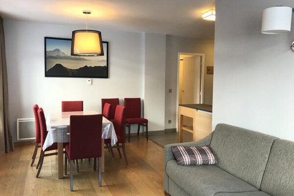 Luxe ski-in/ski-out appartement met zwembad en sauna in Bourg Saint Maurice - thumbnail 4