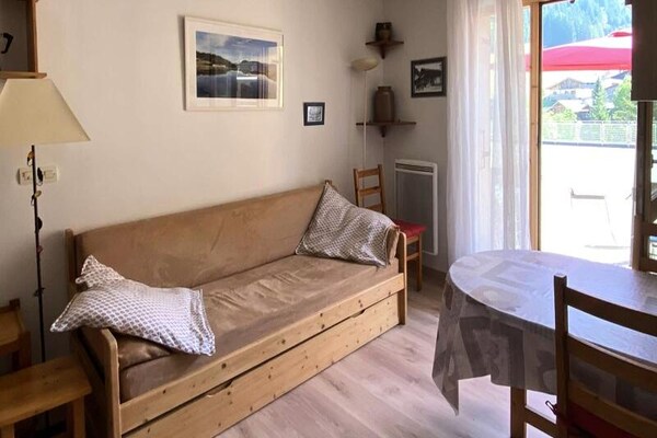 Gezellig appartement in Arêches-Beaufort met terras en zwembad - thumbnail 4