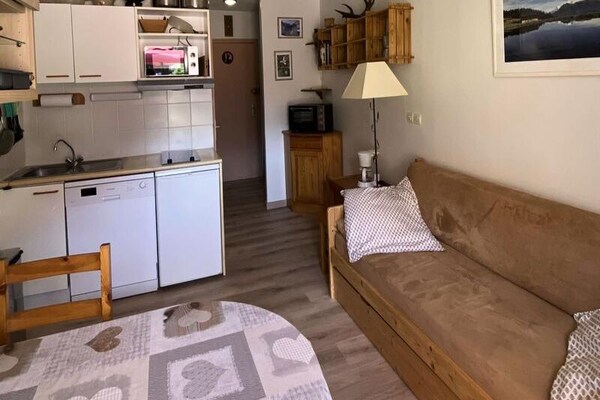 Gezellig appartement in Arêches-Beaufort met terras en zwembad - thumbnail 5