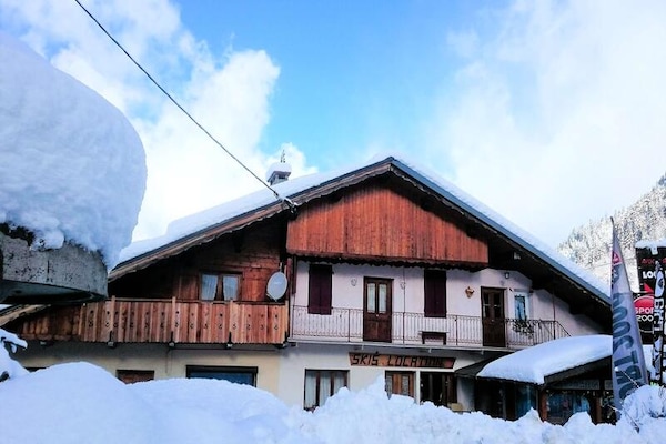 Zonnig appartement in authentiek bergdorp, vlakbij de pistes - thumbnail 1