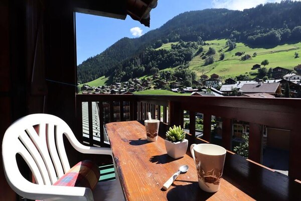 Duplexappartement in Arèches-Beaufort met uitzicht op de Alpen, vlakbij de piste - thumbnail 3