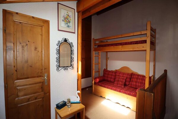 Duplexappartement in Arèches-Beaufort met uitzicht op de Alpen, vlakbij de piste - thumbnail 5