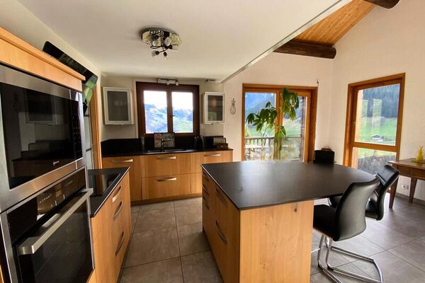 Ruim chalet-appartement voor 6 personen aan een bergbeek in Beaufort - thumbnail 2