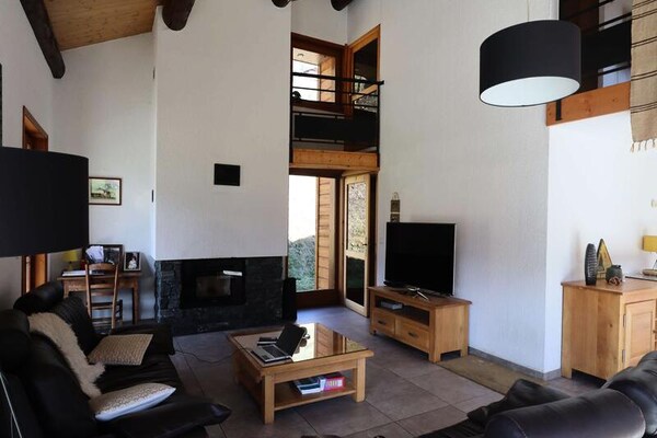 Ruim chalet-appartement voor 6 personen aan een bergbeek in Beaufort - thumbnail 4