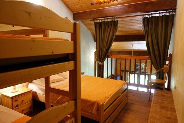 Knus appartement voor 5 personen met zuidbalkon aan de voet van de pistes in Beaufort - thumbnail 4