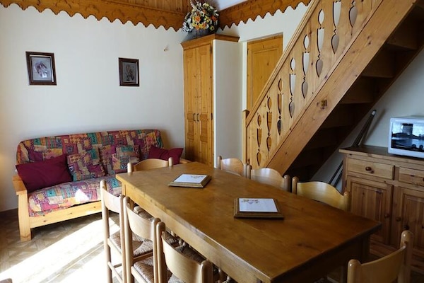 Alpenappartement in Planay met panoramisch uitzicht en skipistes voor de deur - thumbnail 2