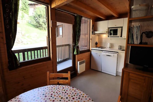 Knus appartement in Arêches-Beaufort met uitzicht op de Franse Alpen - thumbnail 1