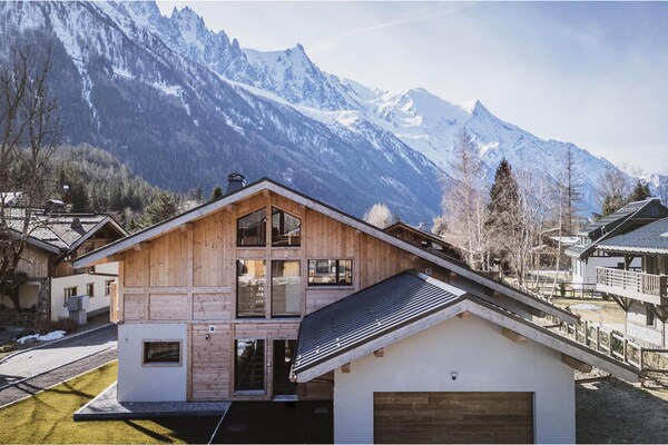 Ruim chalet in Chamonix met jacuzzi en Mont Blanc uitzicht - thumbnail 2