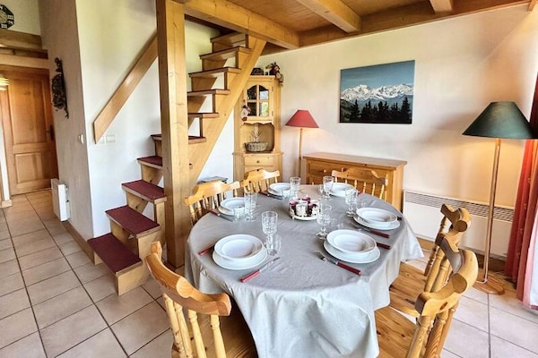 Panoramisch appartement op de bovenste verdieping met uitzicht op de Mont Blanc - thumbnail 1