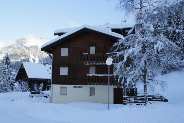 Knus appartement op 200m van de Linga-lift met zonnig terras - thumbnail 1