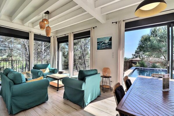 Ruime houten villa met zoutwaterzwembad en panoramisch uitzicht bij Aix-en-Provence - thumbnail 2