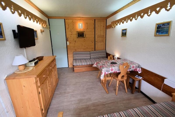 Résidence Le France: knusse studio met panoramisch uitzicht in Plagne Centre - thumbnail 4
