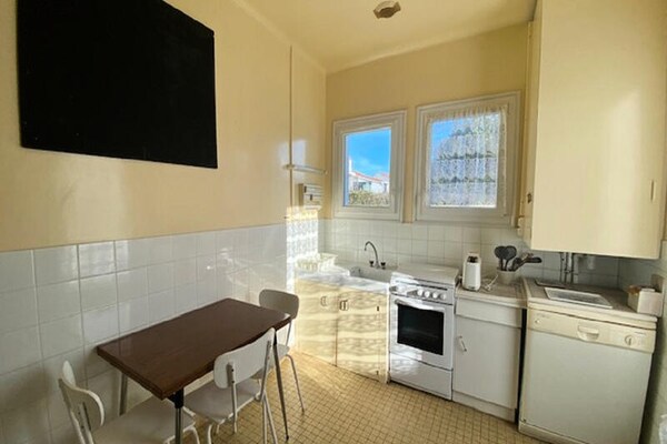 Vintage appartement met tuin op 800m van strand in Saint-Gilles-Croix-de-Vie - thumbnail 6