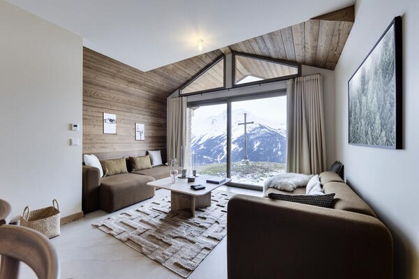 Ruim appartement voor 8 personen met sauna en zonnig terras in Montvalezan - thumbnail 1