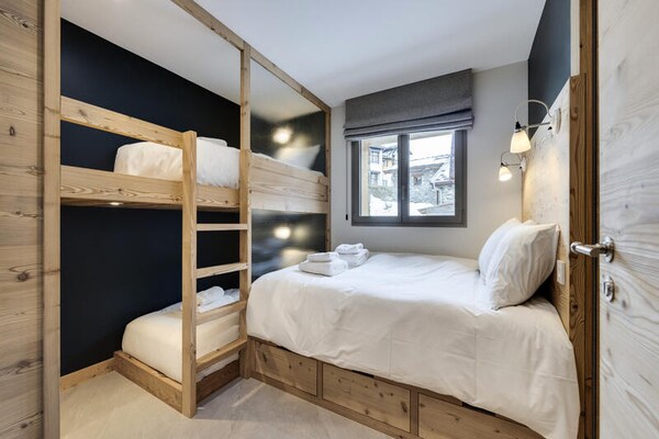 Ruim appartement voor 8 personen met sauna en zonnig terras in Montvalezan - thumbnail 5