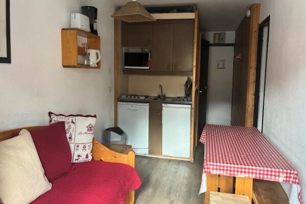 Gezellig appartement op 50m van de piste in Les Menuires - thumbnail 4