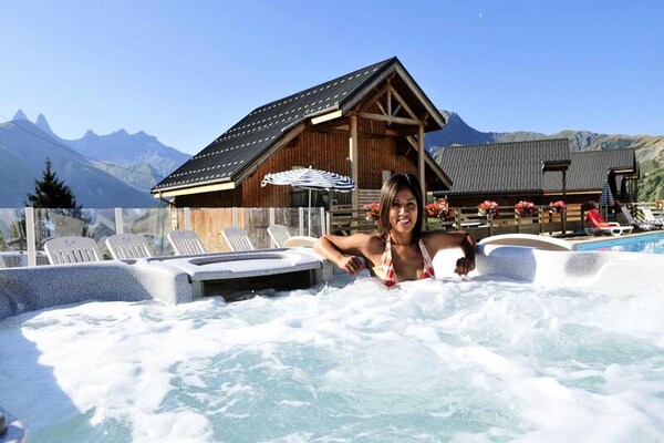 Alpine charme in Saint-Jean-d'Arves: appartement voor 5 met zwembad - thumbnail 3