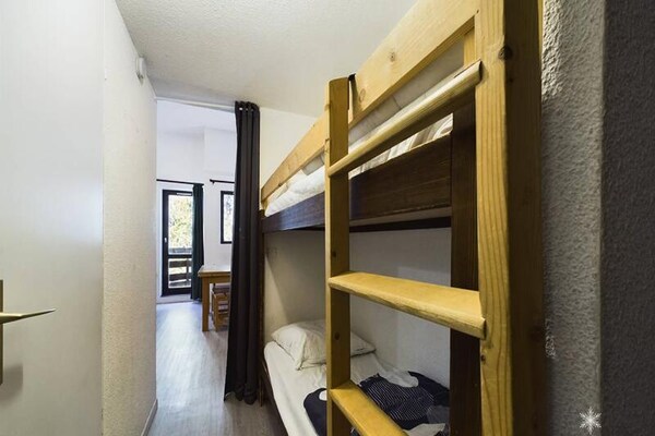 Knusse mezzaninestudio aan de piste in Bourg-Saint-Maurice voor 4 personen - thumbnail 3
