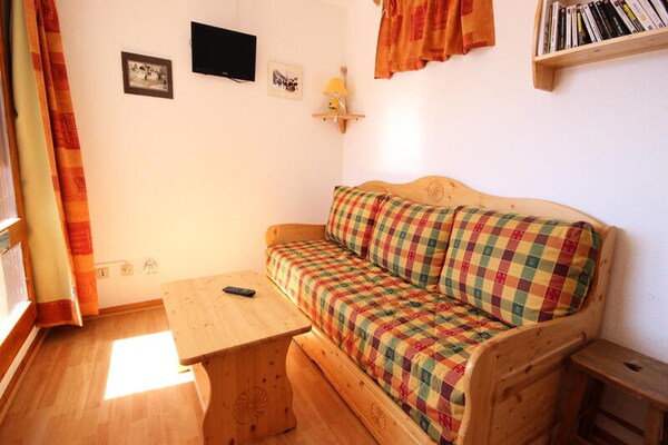 Compact appartement op 5 minuten loopafstand van de piste in Peisey-Vallandry - thumbnail 2
