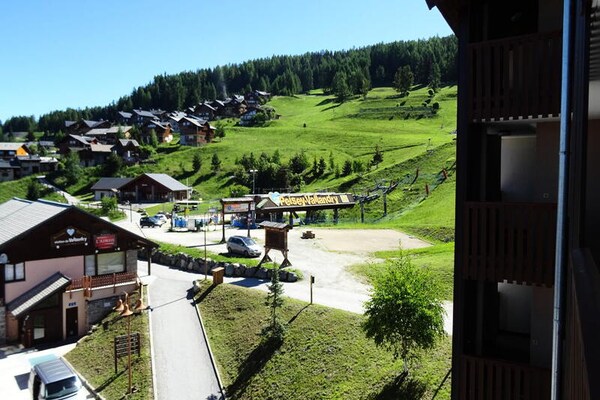 Knus appartement in Vallandry met balkon op zuiden, vlakbij de piste - thumbnail 4