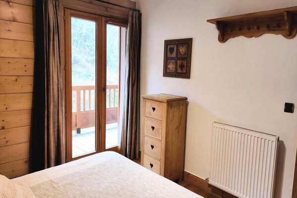 Luxe appartement aan de piste in Saint Martin de Belleville met wellness - thumbnail 5
