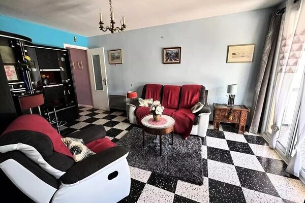 Zonnig appartement op 350m van strand Bonnegrâce in Six-Fours - thumbnail 4