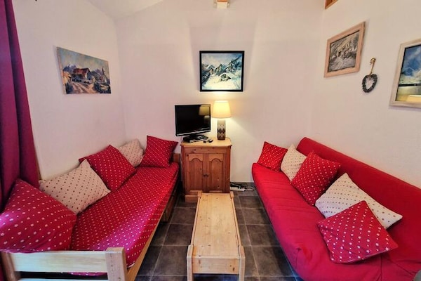 Authentiek 8-persoons appartement op 53m² met balkon, pal naast de piste in Modane - thumbnail 5
