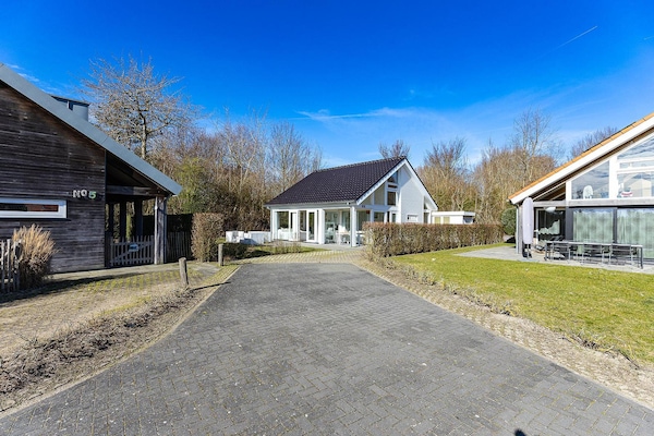 Villa Jula – Luxe strandvilla voor 6 personen aan de Zeeuwse kust - thumbnail 5