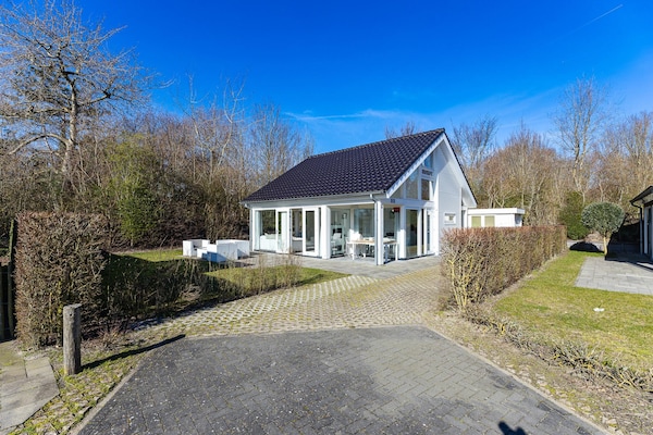 Luxe strandvilla voor 6 personen in Renesse op Vakantiepark Zonnedorp - thumbnail 6