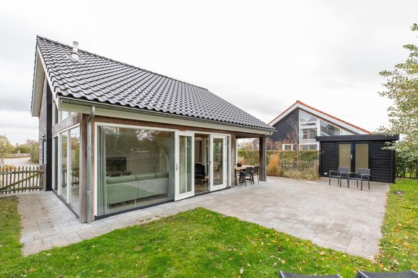 Luxe Beach Villa Joya in Renesse met privésauna - thumbnail 6