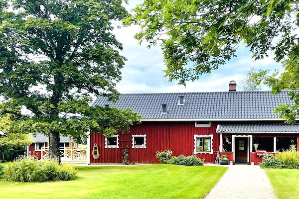 Rustiek vakantiehuis aan de golfbaan in Brålanda, Dalsland - thumbnail 6
