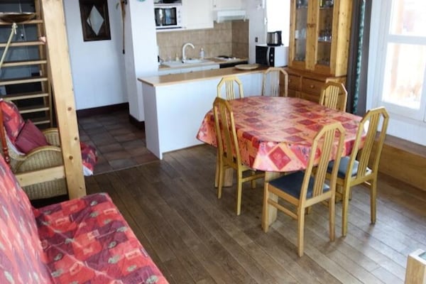 Ruim appartement voor 8 personen met balkons, direct aan de piste in Huez - thumbnail 1