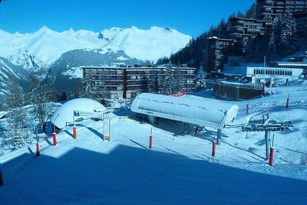 Knusse studio voor 5 aan de piste in Arc 1600 - thumbnail 5