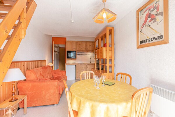 Knus appartement met balkon en bergzicht op 300m van de piste in Aussois - thumbnail 5