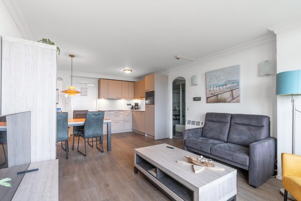 Juliana 058: Modern appartement met zeezicht op het hoogste duin van Texel - thumbnail 2