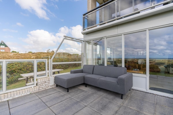 Juliana 066: Luxe wellnessappartement met zeezicht in de duinen van De Koog - thumbnail 2