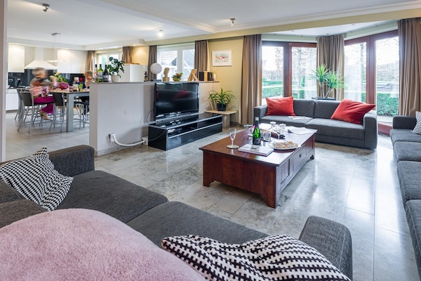 Ruim vakantiehuis Hof van Kalenberg in Borgloon voor 12 personen - thumbnail 4