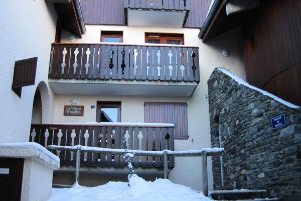 Knusse studio voor 3 personen in Montchavin, vlakbij de kabelbaan - thumbnail 1