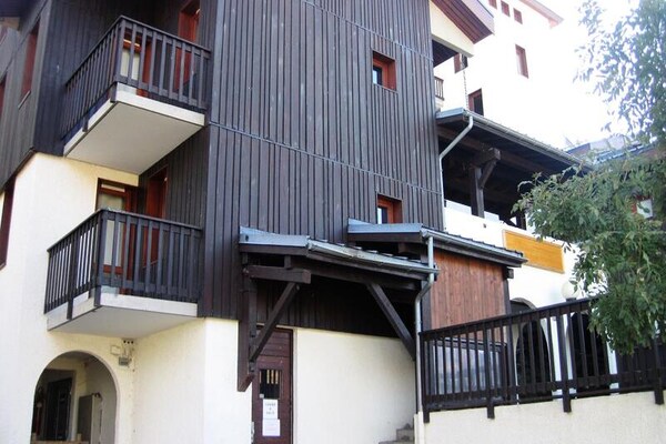 Gerenoveerd 10-persoons appartement op 150m van de piste in Montchavin - thumbnail 4