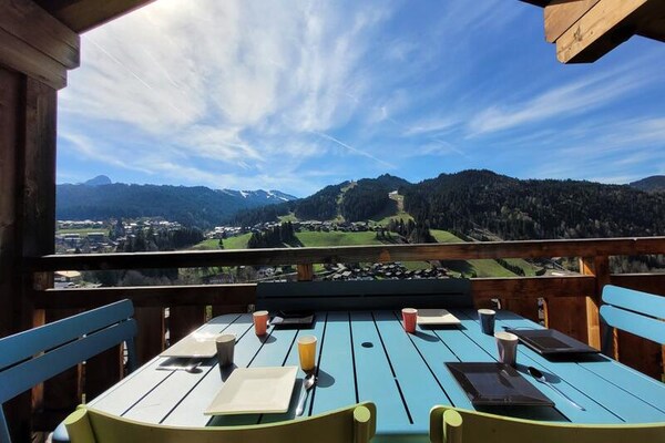 Chalet Chantemerle: Panoramisch appartement met 4 slaapkamers in Les Gets - thumbnail 2