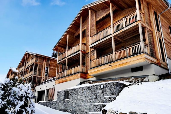 Duplex appartement met panoramisch uitzicht op de pistes in Les Gets - thumbnail 2