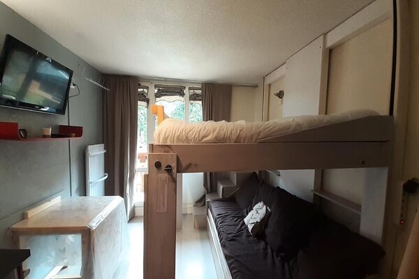 Knusse studio op 20m van de piste in Valfréjus met zuidbalkon - thumbnail 1
